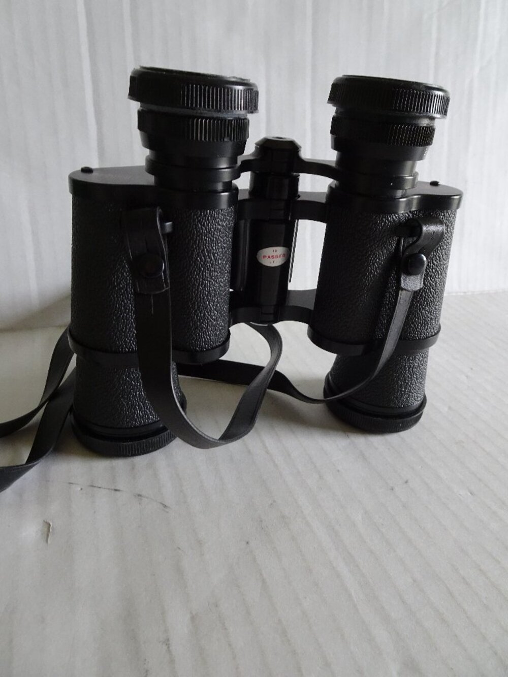 Binoculars Bushnell - 357 FT At 1000 YDS. No.SH 4345 with lens covers and case
